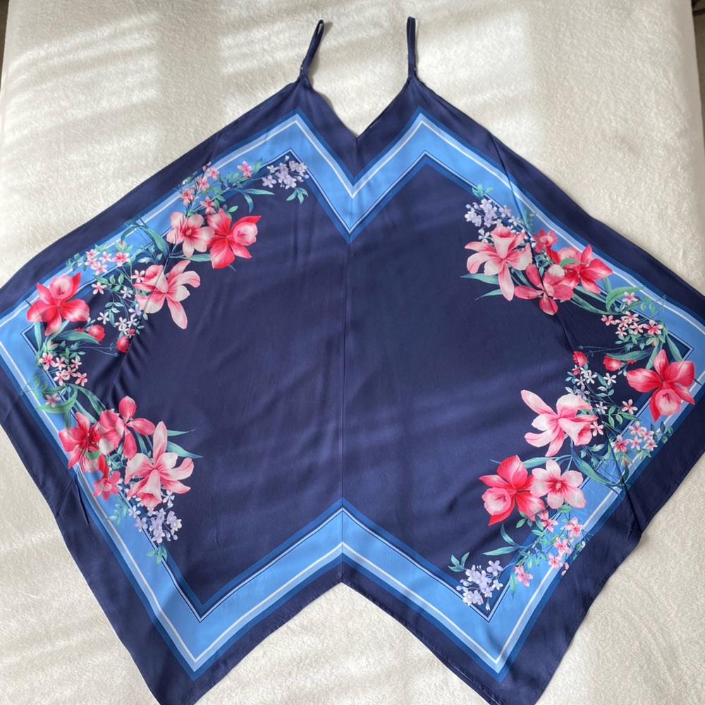 Tommy Bahama Bellisima Blossoms Handkerchief Sundress size S/M - Picture 9 of 16